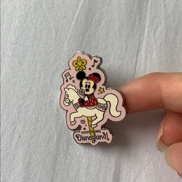 Disney | Jewelry | Disney Authentic Minnie Mouse Pin Bundle | Poshmark